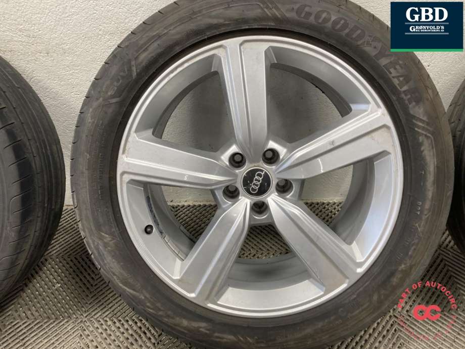 Hjulsett aluminium sommer til Audi e-tron 2018-->> (GOODYEAR EAGLE|F1 ASYMMETRIC 3 SUV|255/50R20 PROD 24|9JX20H2-N ET 38)