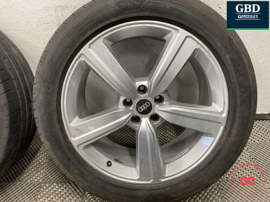 Hjulsett aluminium sommer til Audi e-tron 2018-->> (GOODYEAR EAGLE|F1 ASYMMETRIC 3 SUV|255/50R20 PROD 24|9JX20H2-N ET 38)