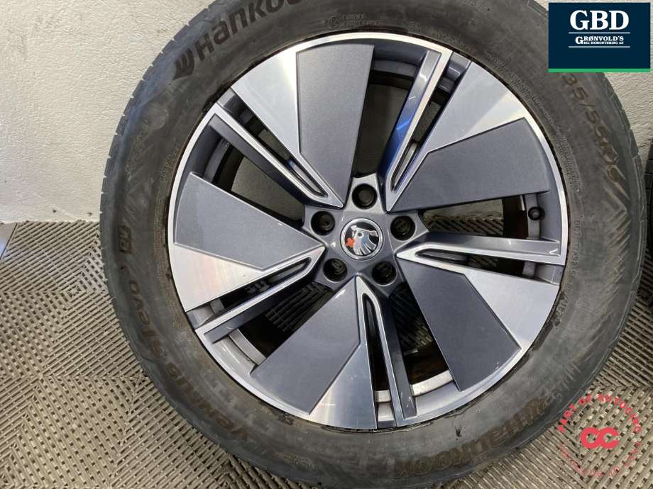 Hjulsett aluminium sommer til Škoda Enyaq 2021-->>  (HANKOOK|VENTUS S1 EVO 3   8JX19H2  ET 45|S STK 235/55R19  PROD 21 3.8-4.8 MM|2STK 255/50R19 PROD 25)