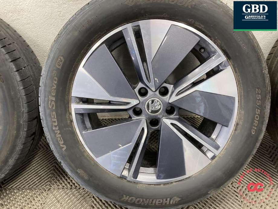Hjulsett aluminium sommer til Škoda Enyaq 2021-->>  (HANKOOK|VENTUS S1 EVO 3   8JX19H2  ET 45|S STK 235/55R19  PROD 21 3.8-4.8 MM|2STK 255/50R19 PROD 25)