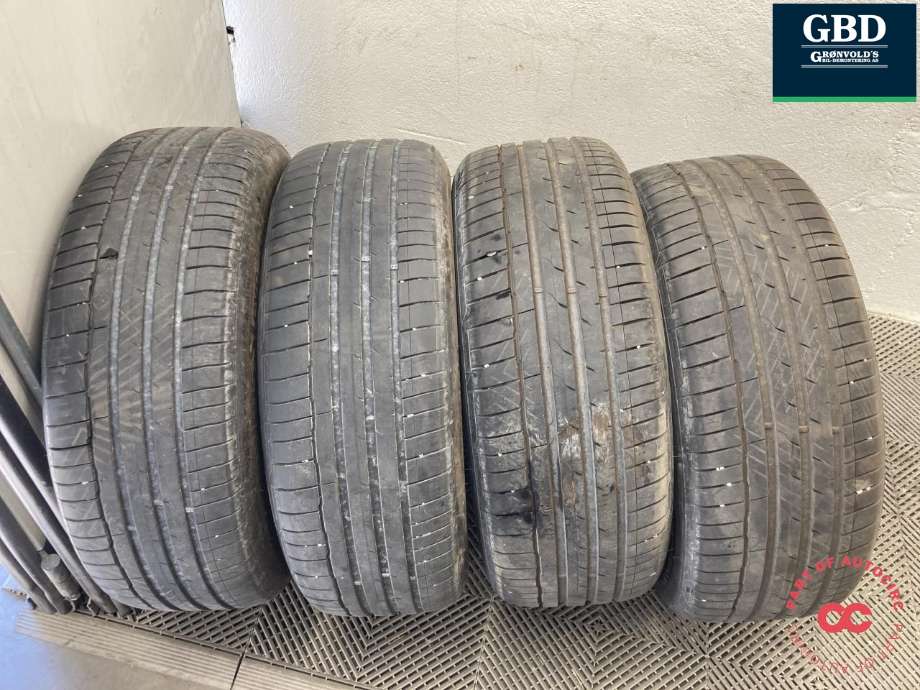 Hjulsett aluminium sommer til Škoda Enyaq 2021-->>  (HANKOOK|VENTUS S1 EVO 3   8JX19H2  ET 45|S STK 235/55R19  PROD 21 3.8-4.8 MM|2STK 255/50R19 PROD 25)