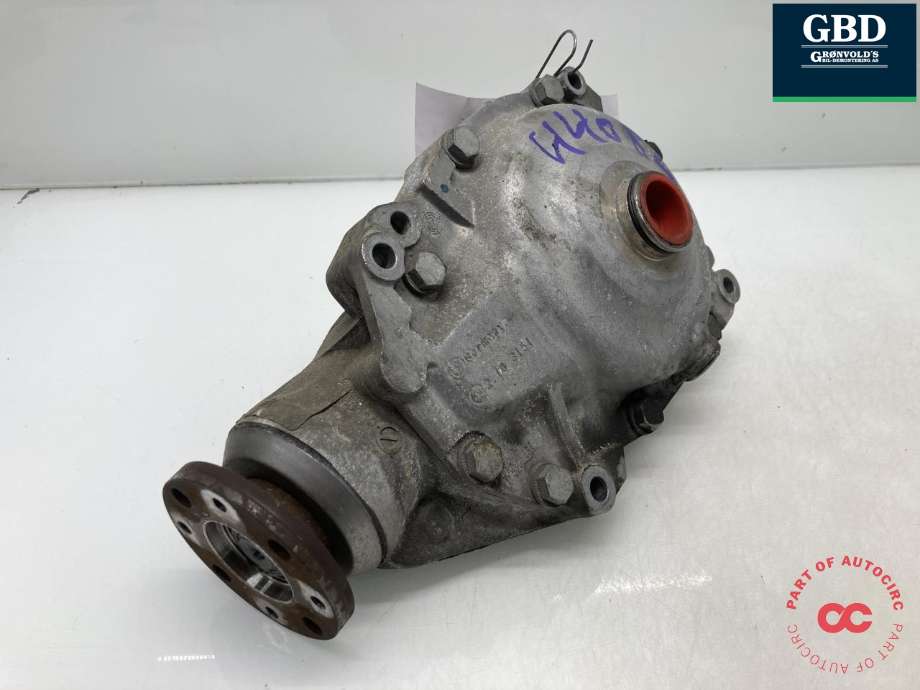 Kardang klokke foran til BMW 3-Serie 2005-2011 (E90/E91/E92/E93) (E90/E91/E92/E93) (31 50 7 533 735|01 39 9 791 197|)
