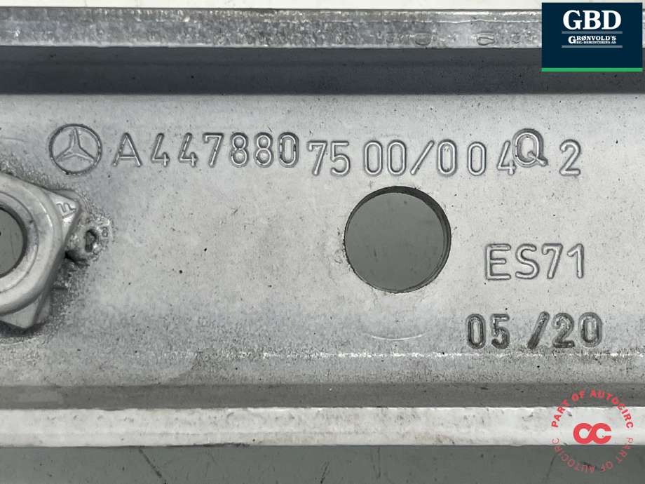 Panserhengsler til Mercedes Vito 2014-->> (W447) (W447) (A 447 880 75 00|)