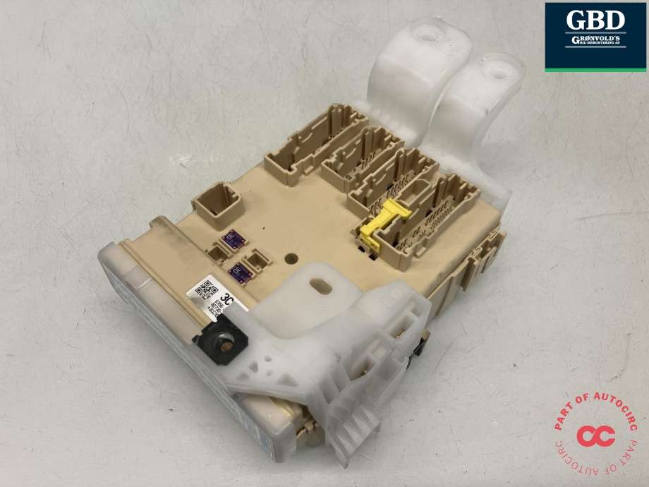 Styreenhet comfort (BCM) til Toyota Auris, 2015-2019 (Type II, Fase 2)  (8273012X81)