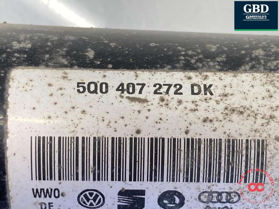 Drivaksel høyre foran, bensin/automat til Audi A3 2016-2020 (Type III, Fase 2)  (5Q0 407 272 FP|5Q0 407 272 DK|5Q0 407 762 SX)