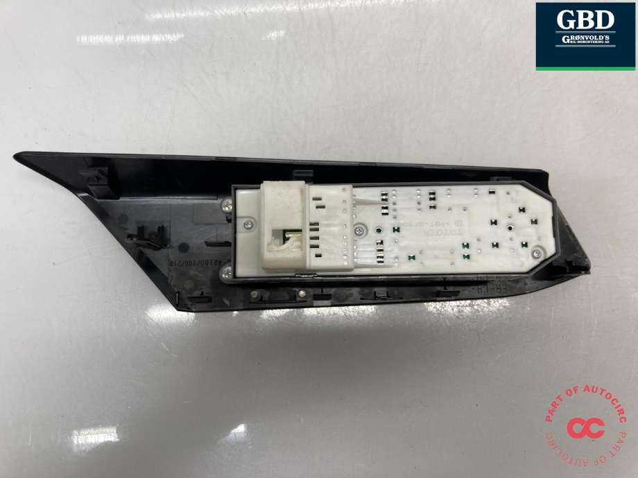 Bryter ruteheis førerdørspanel til Toyota RAV4 2016-2019 (Type IV, Fase 2) (8482042210|)