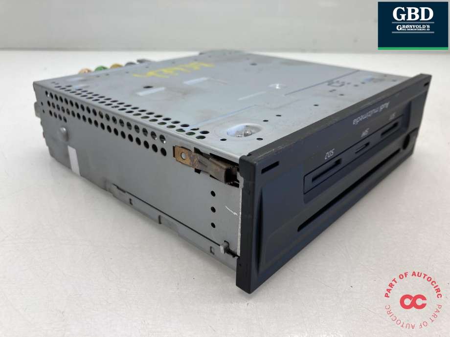 Bilstereo navigasjon til Audi A3 2016-2020 (Type III, Fase 2)  (|8V1 035 035)
