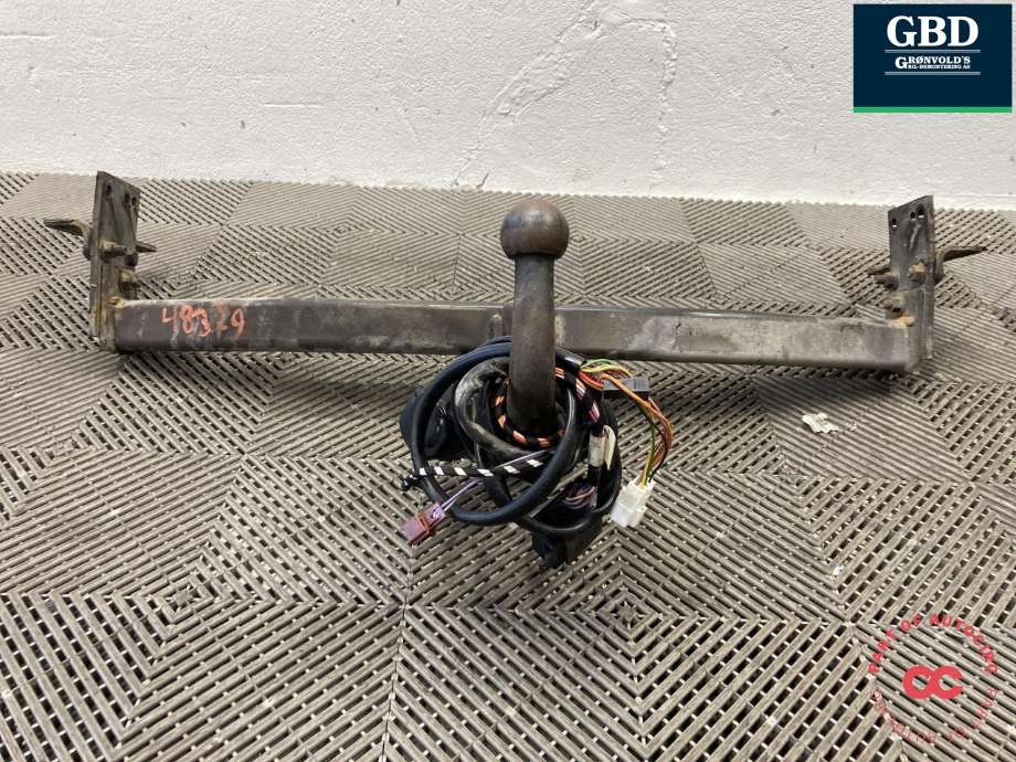 Hengerfeste til Nissan X-Trail 2014-2022 (T32) (T32) (NO PART ID|)