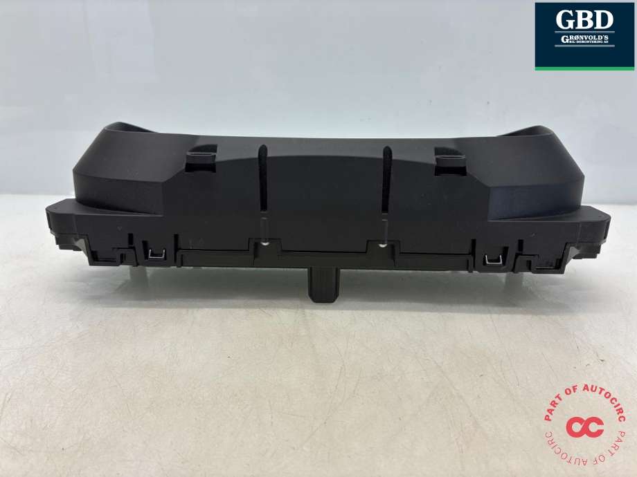 Instrumentpanel til DS DS7 Crossback 2018-->> (|555 00 353 01 01)