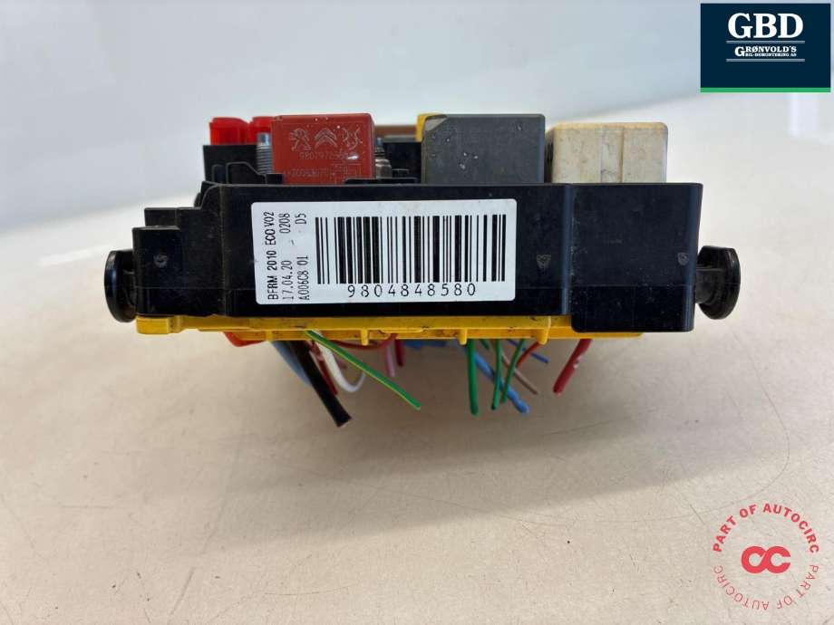 Sikringsboks motorrom til DS DS7 Crossback 2018-->> (|9804848580)