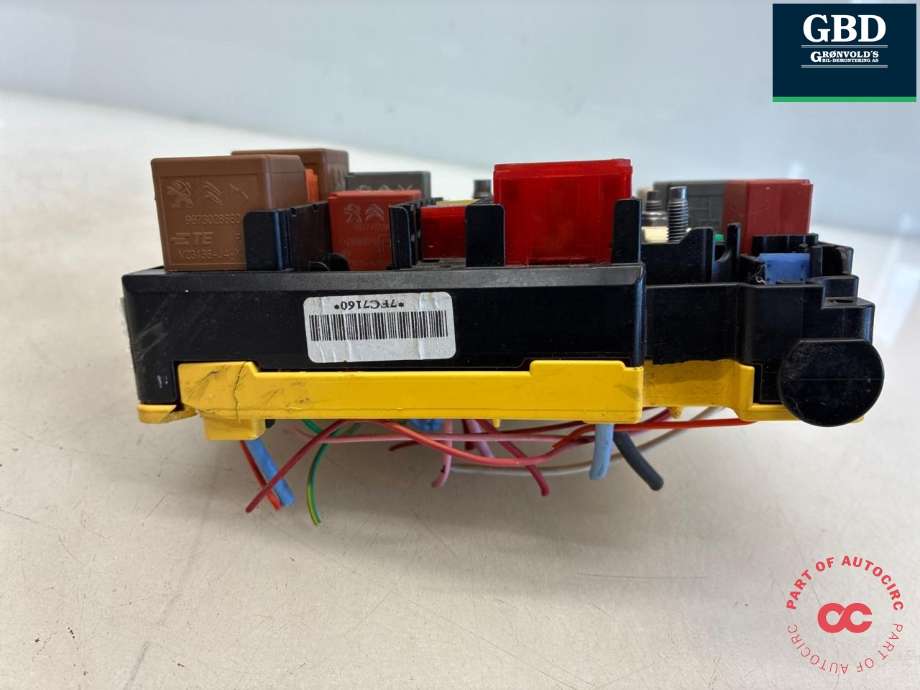 Sikringsboks motorrom til DS DS7 Crossback 2018-->> (|9804848580)