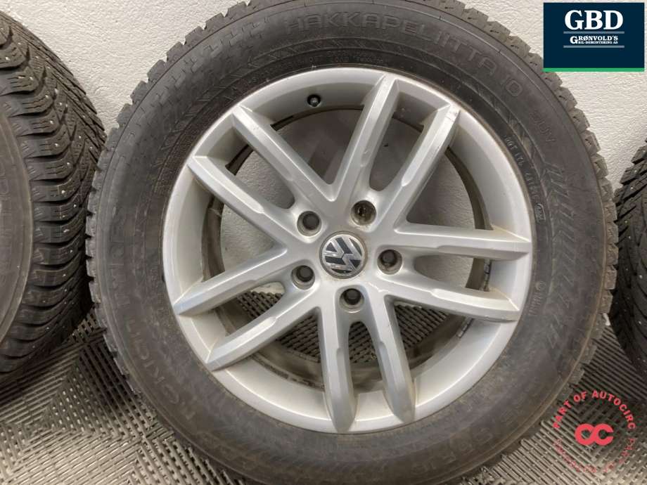 Hjulsett aluminium vinter til VW Touareg 2010-2018 (Type II)  (NOKIAN TYRES PIGGDEKK|HAKKAPELIITA 10 SUV|255/55R18 PROD 24  8.1 MM|8.0JX18H2  ET53)