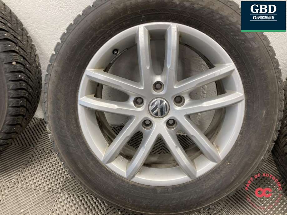 Hjulsett aluminium vinter til VW Touareg 2010-2018 (Type II)  (NOKIAN TYRES PIGGDEKK|HAKKAPELIITA 10 SUV|255/55R18 PROD 24  8.1 MM|8.0JX18H2  ET53)