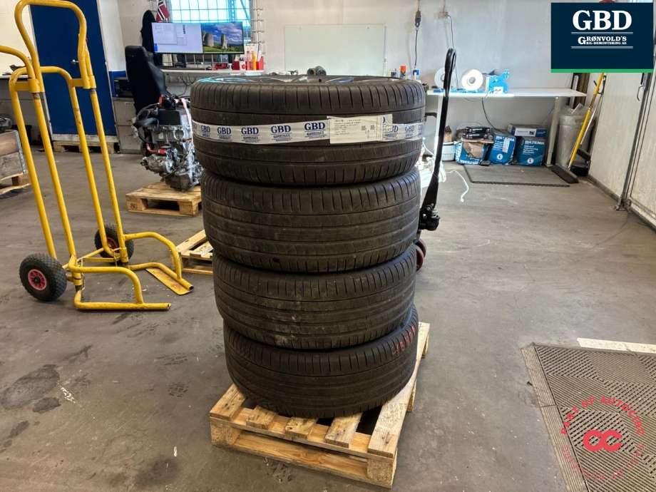 Hjulsett aluminium sommer til Tesla Model S 2013-2016 (Fase 1) (PIRELLI P ZERO|245/35R21 99Y PROD 23|8.5JX21|3.6-5.4 MM)