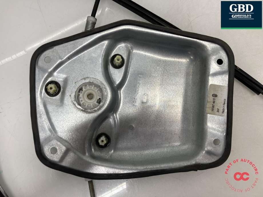 Ruteheis høyre foran til VW Golf VI 2008-2012 (1K5 837 462 B|)