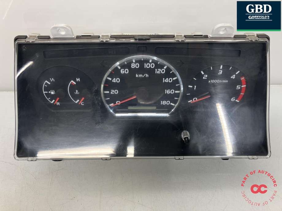 Instrumentpanel til Toyota Hiace 2007-2012 (Fase 3) (8380026D11|8380026D12|565-470)