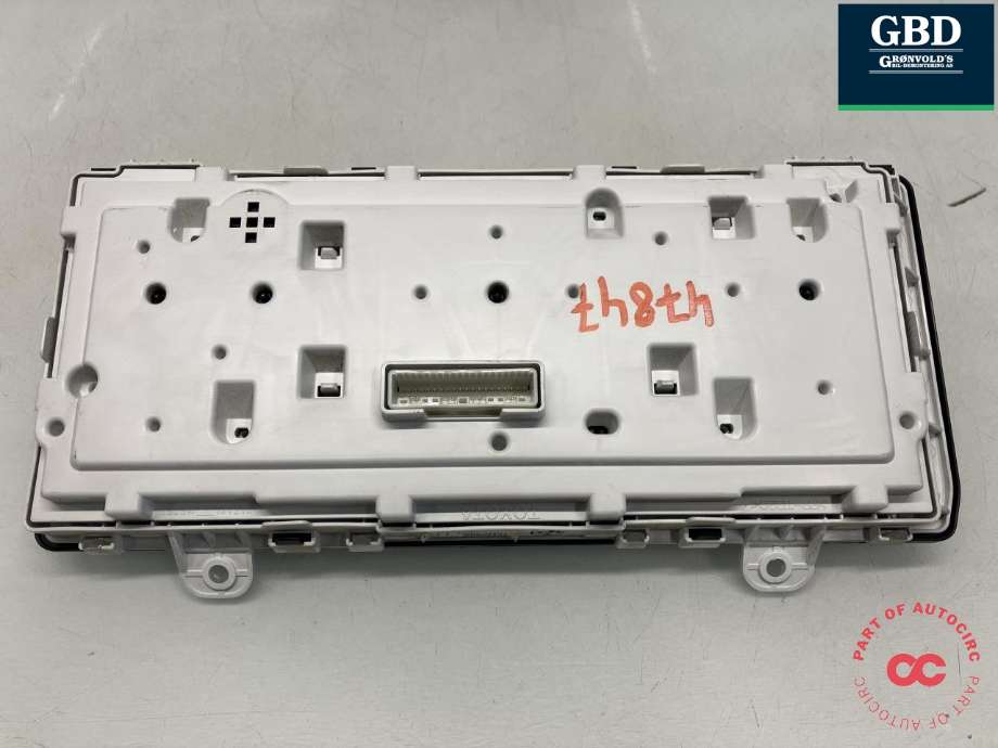 Instrumentpanel til Toyota Hiace 2007-2012 (Fase 3) (8380026D11|8380026D12|565-470)