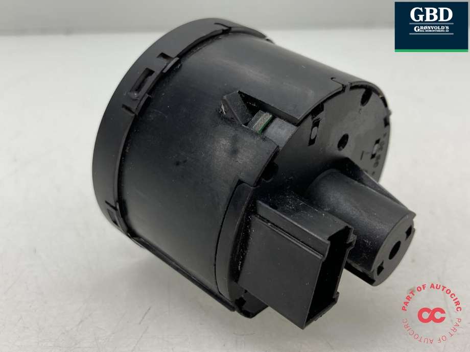 Bryter lys til VW Caddy 2015-2020 (Type III, Fase 3)  (3C8 941 431 A  XSH|1K0941431 BM|)
