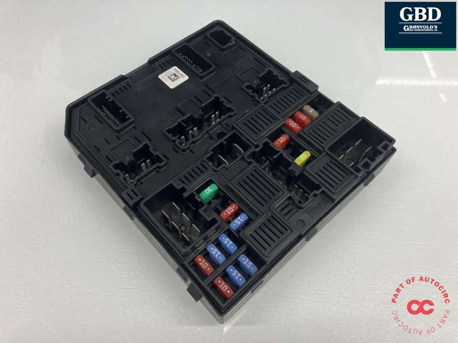 Sikringsboks til Nissan X-Trail 2014-2022 (T32) (T32) (|284B7-4CE0A|6797115674)