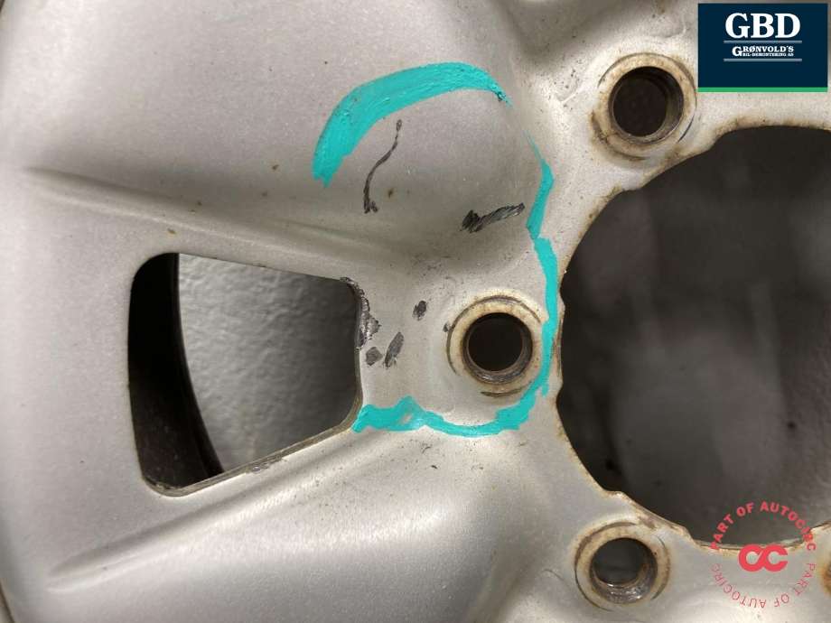 Hjulsett stål sommer til Toyota Hiace 2007-2012 (Fase 3)  (TRIANGLE|CONNEX VAN TV701|195/70R15C| 7 MM|PROD 25)