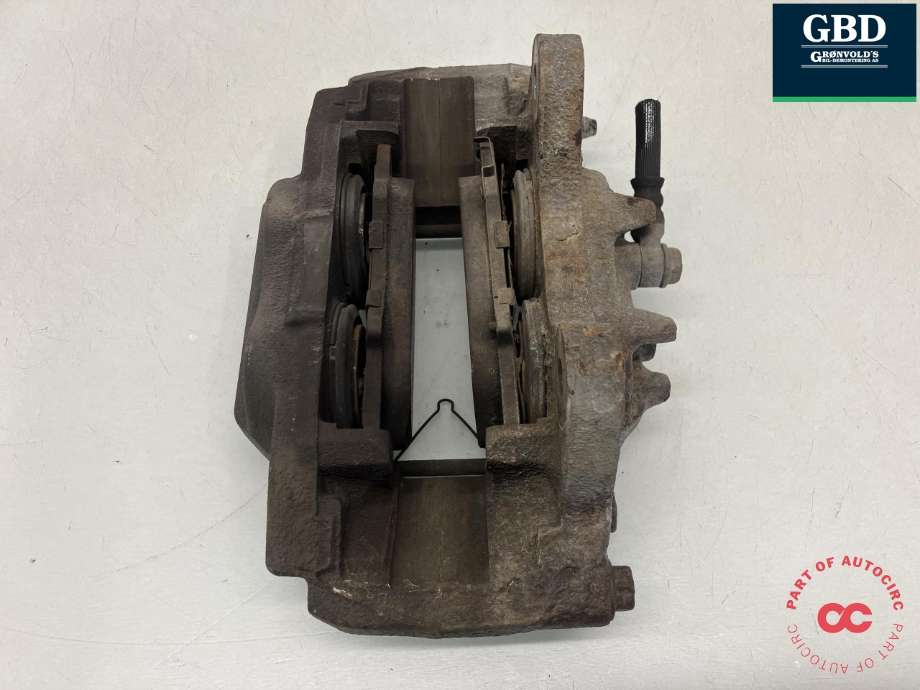 Bremsecaliper høyre foran til Mitsubishi Pajero 2007-2016 (Type IV, Fase 1) (4605B706|)