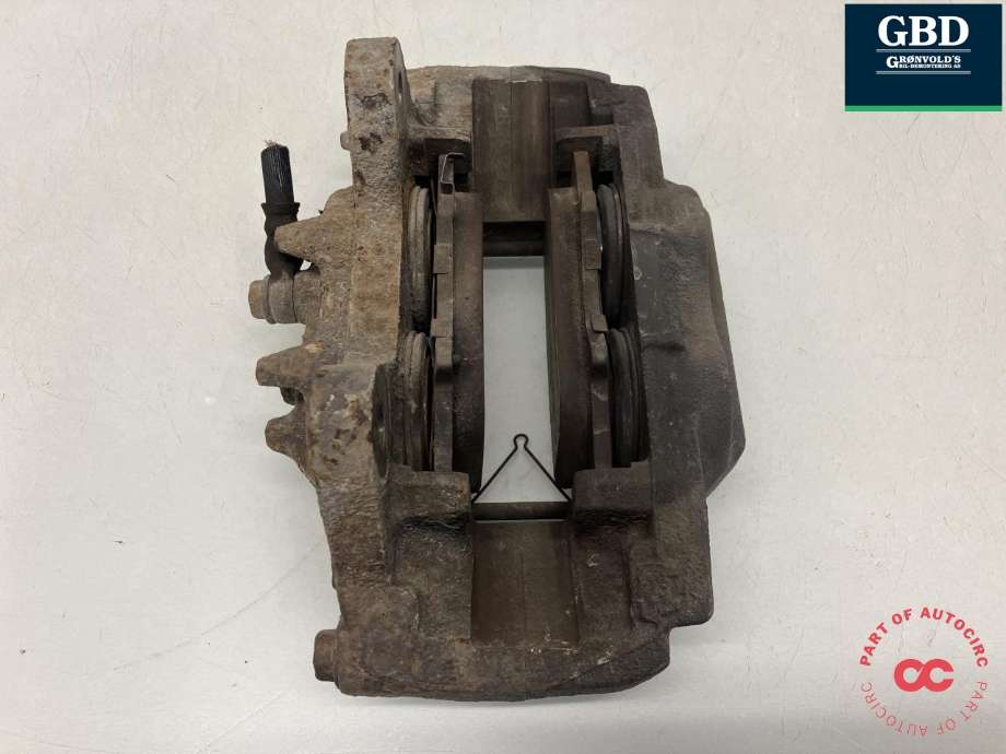 Bremsecaliper venstre foran til Mitsubishi Pajero 2007-2016 (Type IV, Fase 1)  (4605B705|)