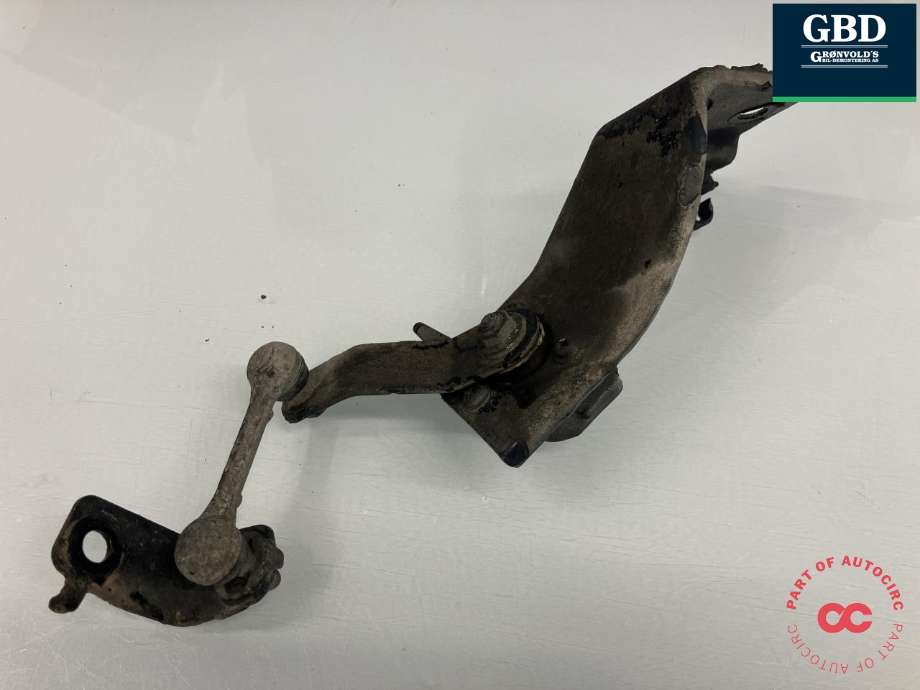 Sensor nivå, venstre bak til Mitsubishi Pajero 2007-2016 (Type IV, Fase 1) (8651A065|)