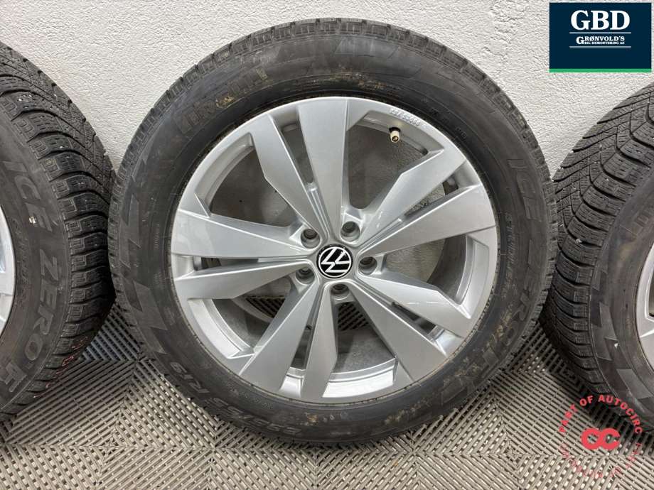 Hjulsett aluminium vinter til VW ID.4 2020-->> (PIRELLI PIGGFRI|ICE ZERO R PROD 20|235/55R19 5.5-6.6MM|8JX19H2 ET 45)