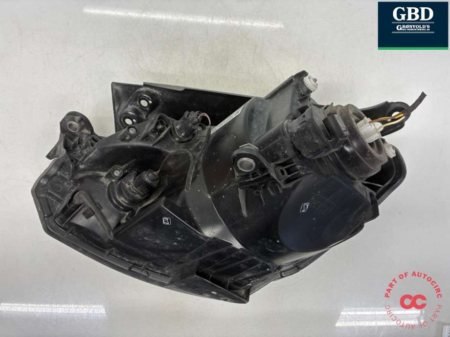 Frontlykt høyre halogen til VW E-Up 2013-2019  (1S1 941 016 N|)