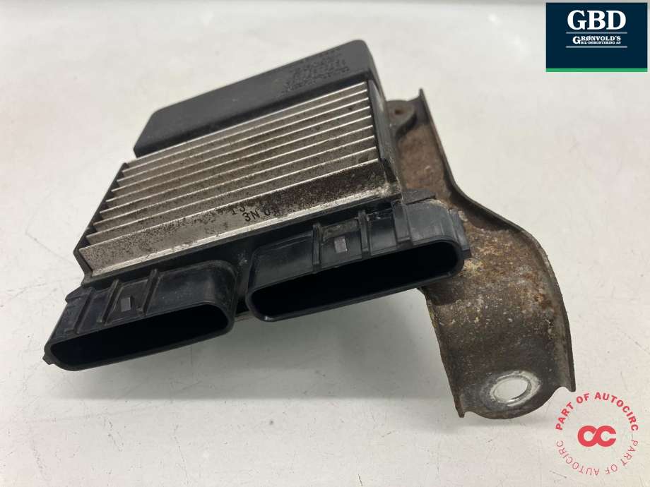 Styreenhet drivstoffpumpe til Toyota Hiace 2007-2012 (Fase 3)  (DENSO|89871-71010|131000-1331|)
