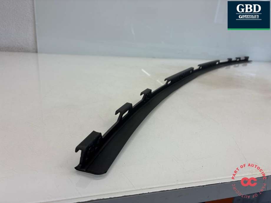 Spoiler foran til Suzuki Swift 2005-2010 (71770-62J00|)