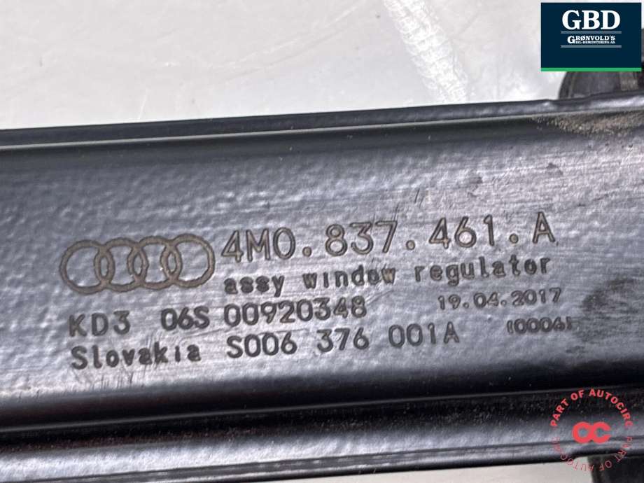 Ruteheis venstre foran til Audi Q7 2015-->> (Type II) (4M0 837 461 A|)