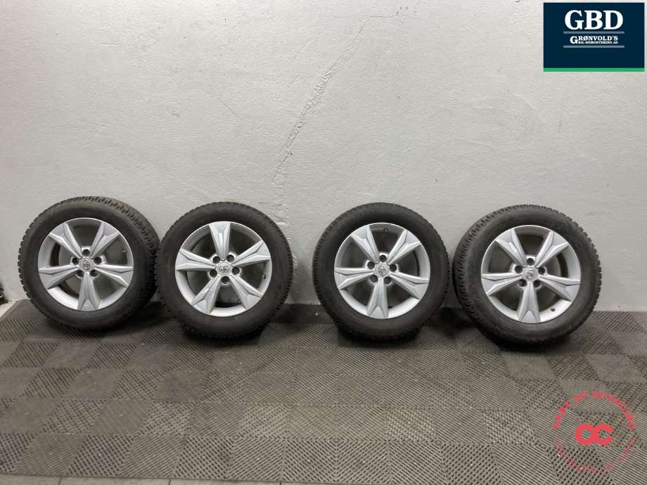 Hjulsett aluminium vinter til Toyota C-HR, 2016-->> (GOOGYEAR PIGG|ULTRA GRIP PROD 24)