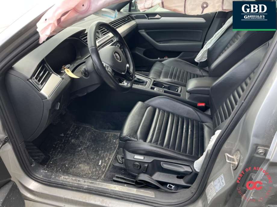 VW Passat, 2015-2019 (B8, Fase 1) (3Q0 615 424 B)
