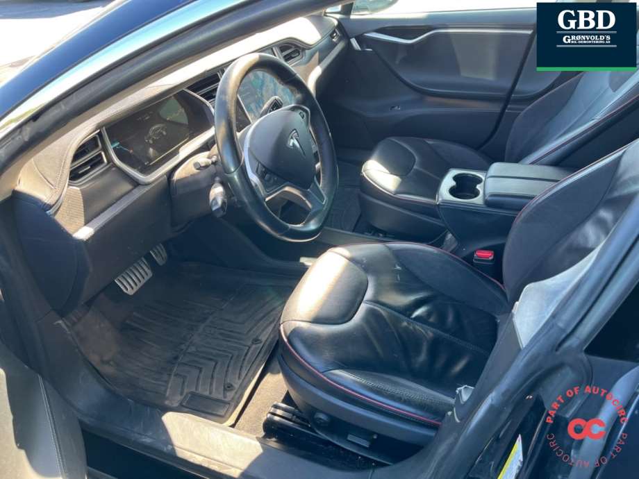 Tesla Model S, 2013-2016 (Fase 1)