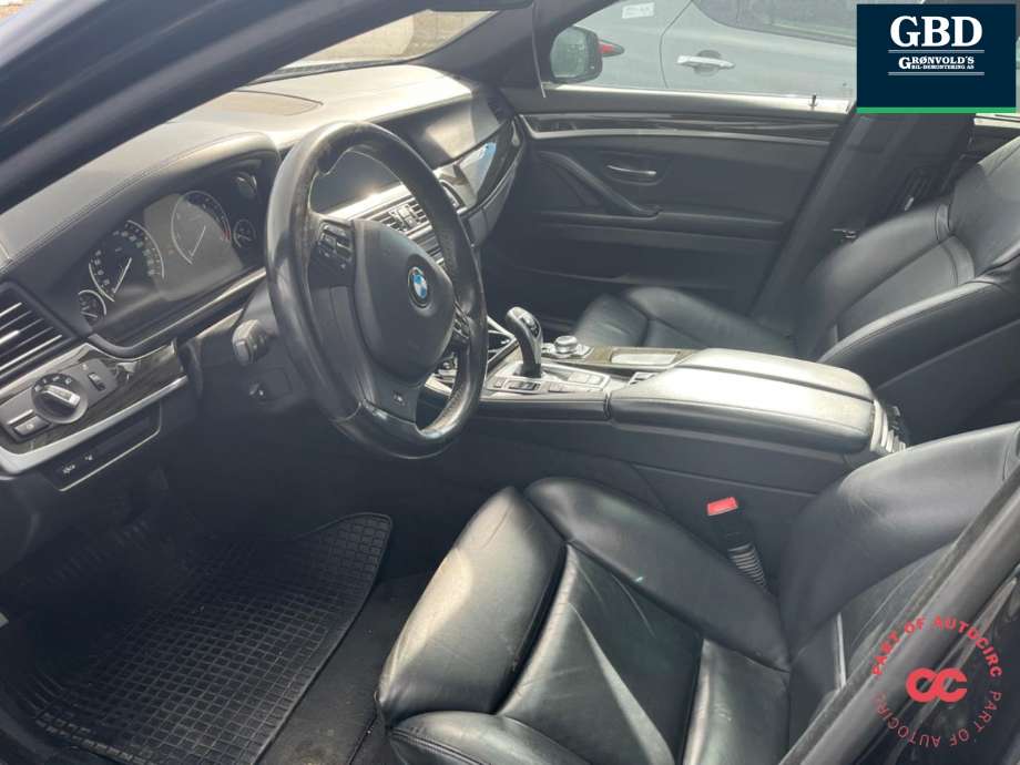 BMW 5-Serie 2010-2017 (F10/F11) (F10/F11), Motorkode: N57D30C, Girkassekode: 24 00 7 642 972