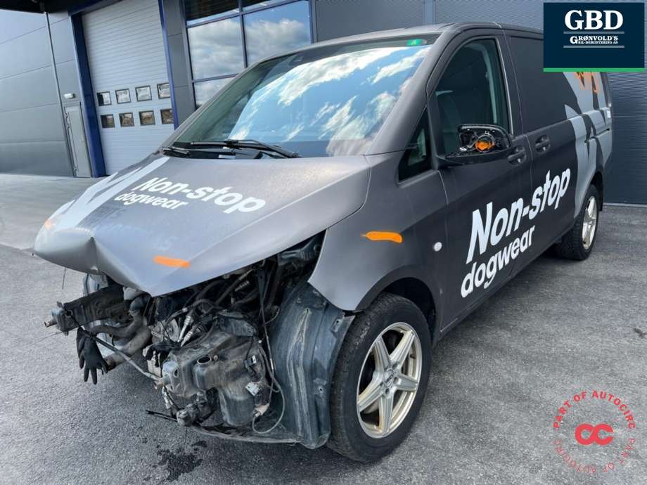 Mercedes Vito 2014-->> (W447) (W447), Motorkode: OM651.950, Girkassekode: A 447 270 74 00