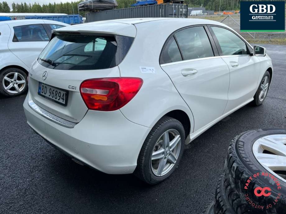 Mercedes A-Klasse 2012-2018 (W176) (W176), Motorkode: OM607.951, Girkassekode: A 246 360 84 00