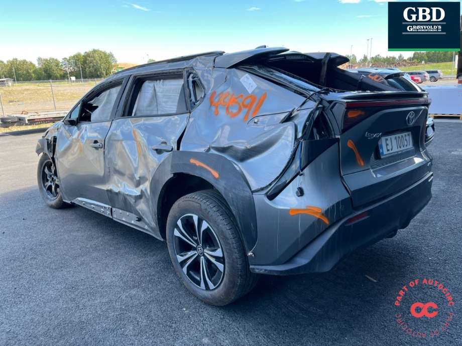 Toyota bZ4X 2022-->> , Motorkode: 1YM, Girkassekode: 
