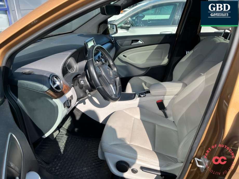 Mercedes B-Klasse 2011-2018 (W246) (W246), Motorkode: OM651.901, Girkassekode: A 246 370 86 02