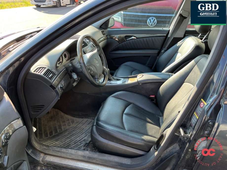 Mercedes E-Klasse 2002-2006 (Fase 1) (W211) (W211), Motorkode: M113.969, Girkassekode: A 220 270 38 00