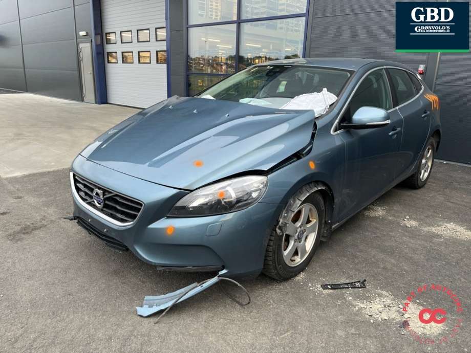 Volvo V40 2012-2019 , Motorkode: D4162T, Girkassekode: 36011555