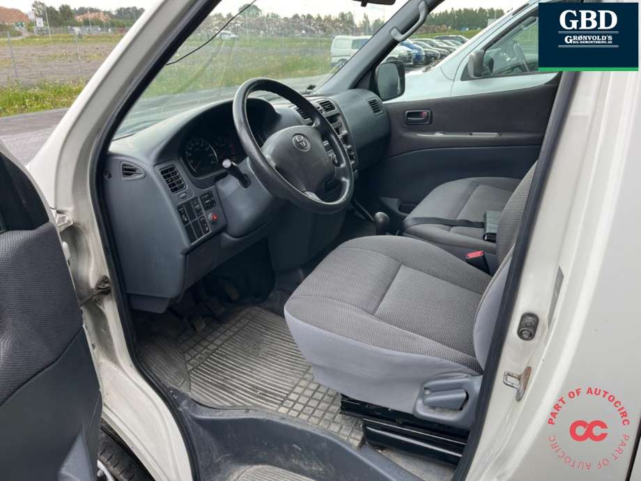 Toyota Hiace 2007-2012 (Fase 3) , Motorkode: 2KD-FTV, Girkassekode: 3303026A61