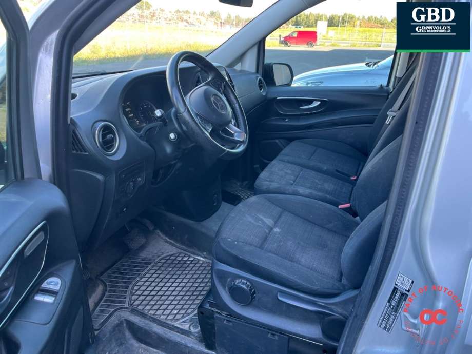 Mercedes Vito 2014-->> (W447) (W447), Motorkode: OM651.950, Girkassekode: A 447 270 74 00