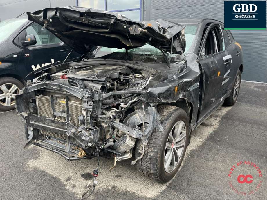 Jaguar F-PACE 2016-->> (X761) (X761), Motorkode: 204DTD, Girkassekode: T2H24545