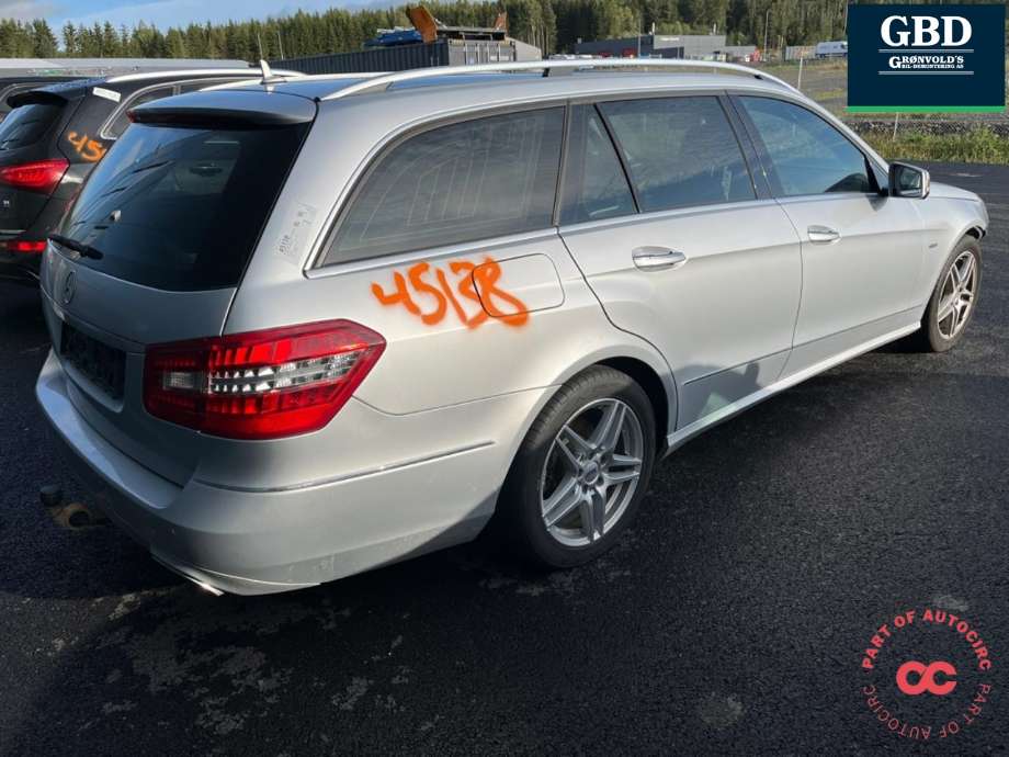 Mercedes E-Klasse 2009-2013 (Fase 1) (W212) (W212), Motorkode: OM642.856, Girkassekode: A 212 270 89 01