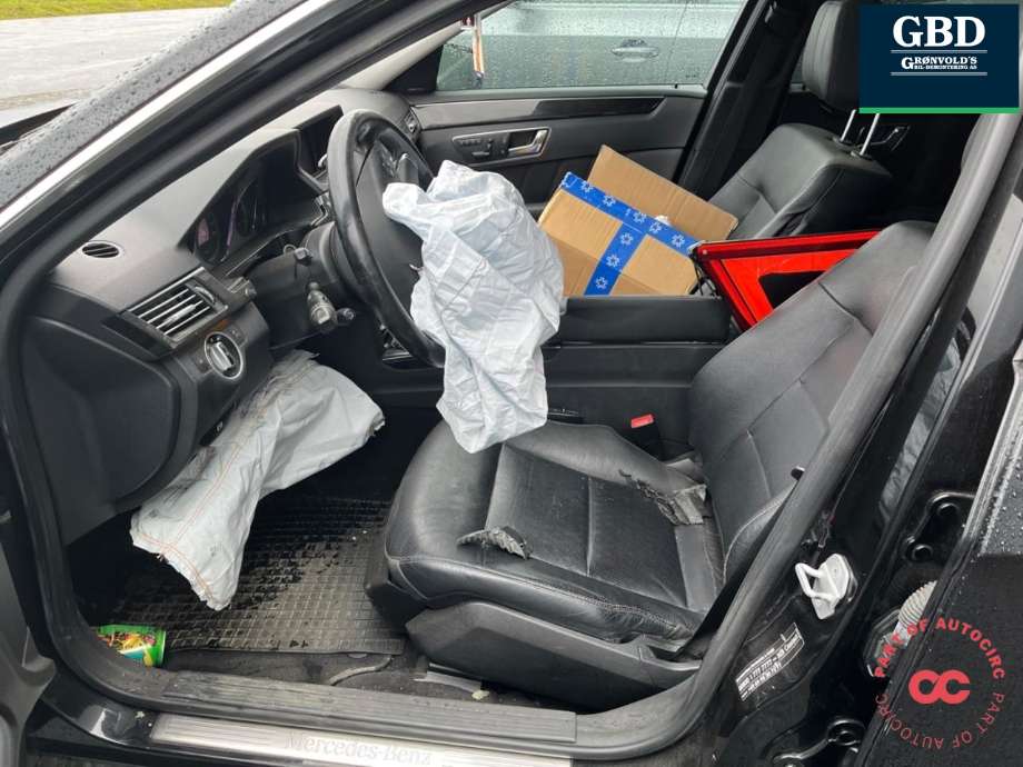 Mercedes E-Klasse 2009-2013 (Fase 1) (W212) (W212), Motorkode: OM642.856, Girkassekode: A 212 270 82 02
