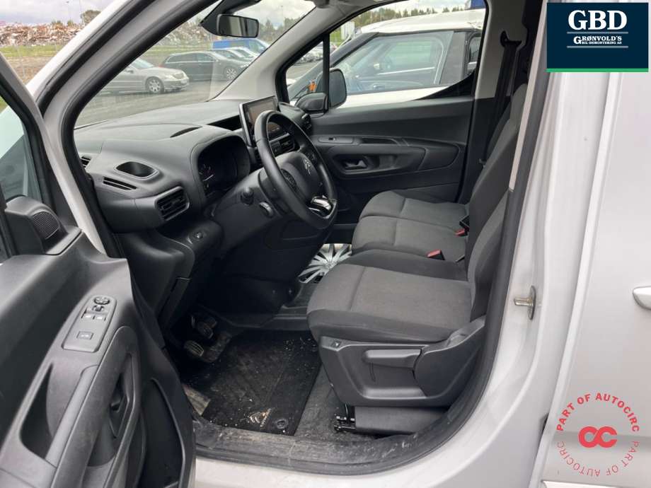 Citroën Berlingo 2019-->> (Type III) , Motorkode: YHY, Girkassekode: 16 230 929 80