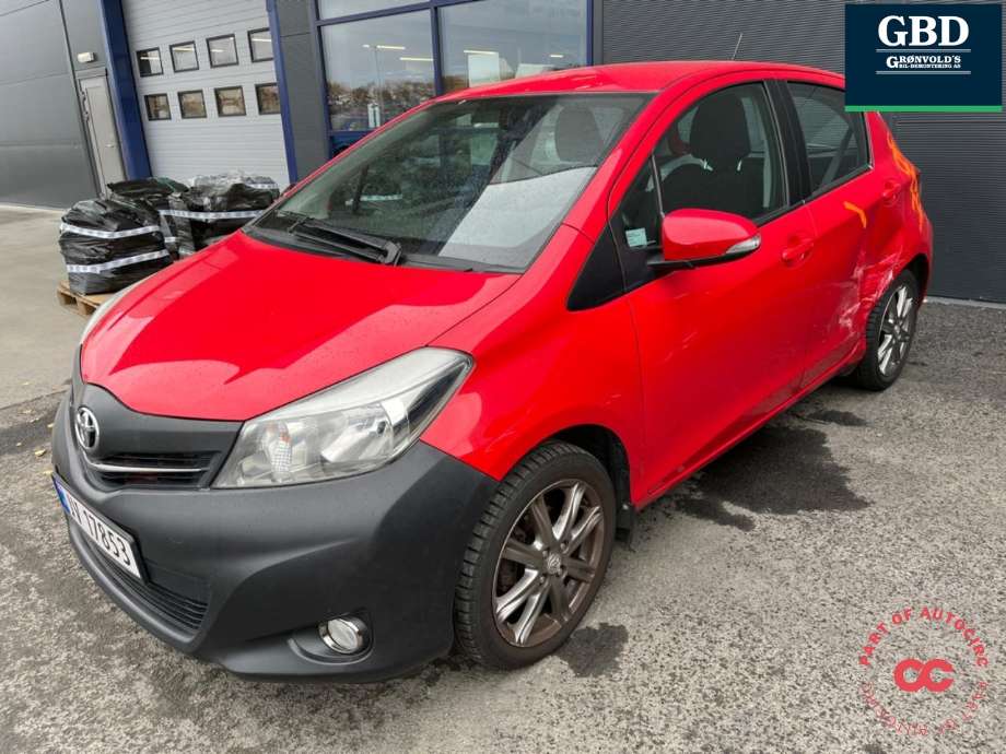 Toyota Yaris, 2012-2014 (Type III, Fase 1)  delebil , Motorkode: 1NR-FE, Girkassekode: 303000D200