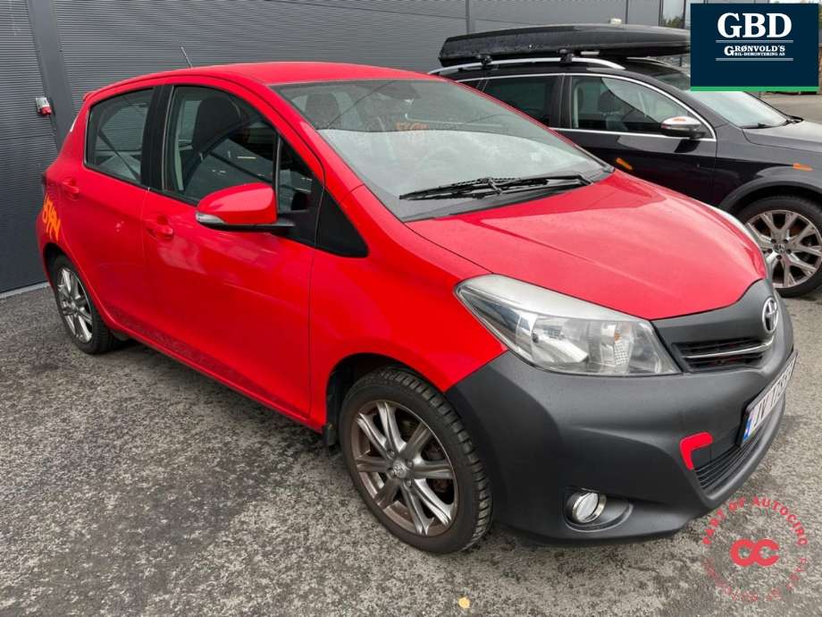 Toyota Yaris 2012-2014 (Type III, Fase 1) delebil , Motorkode: 1NR-FE, Girkassekode: 303000D200